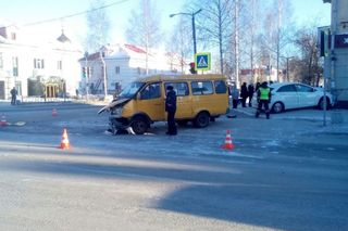 Hyundai после ДТП сбил школьника в Лесном