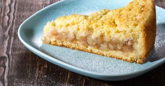 Десерты осени — грушевый пирог со штрейзелем