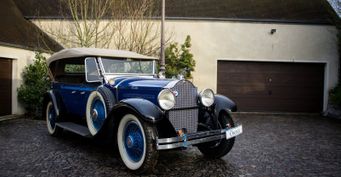 В пример «АвтоВАЗу»: Представлен редчайший автомобиль Packard 1926 года – он поржавел, но не сгнил