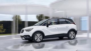 Opel официально презентовал кроссовер Crossland