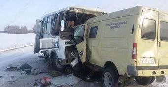 Под Омском жертвами ДТП с инкассаторской машиной стали пять человек