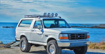 «Это безумие по современным меркам»: Блогер поделился обзором на Ford Bronco 1996 года выпуска