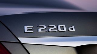 Появился новый роскошный седан: Обзор Mercedes-Benz E220d 2016