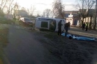 В Иваново две девушки погибли в перевернувшемся BMW по дороге из клуба
