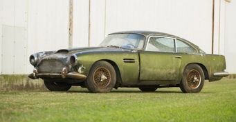 Найден Aston Martin за $500 000, брошенный в лесу штата Массачусетс