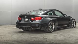 BMW M4 получила агрессивный тюнинг от TAG Motorsports