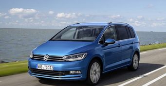 Volkswagen Touran стал самым популярным минивэном в Европе