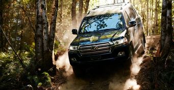 «Крузак» для экспедиций и оффроуда: Эксперт рассказал о тонкостях подготовки Toyota Land Cruiser 200 к жестким условиям