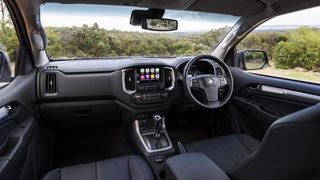 В Австралии выпустили новый пикап: Обзор Holden Colorado 2017