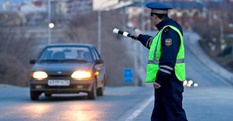 Аферисты в погонах: На трассе М4 «Дон» сотрудники ДПС  «развели» автоледи на 5 000 рублей