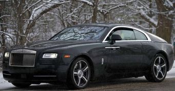 Rolls-Royce больше не будет выпускать гибриды