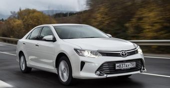 Toyota Camry стала самым популярным автомобилем бизнес-сегмента в России