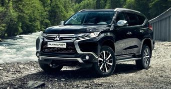 Главные враги «Крузака»: Названы конкуренты Toyota Land Cruiser в России