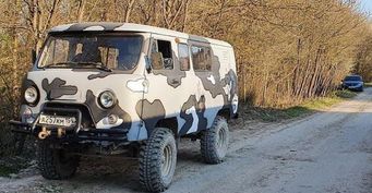 ТОП-3 тюнинг-проекта на базе УАЗ «Буханка»: От танка-фургона до брички для гонок