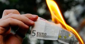 Реальная стоимость евро пробила новое «дно»