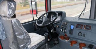 КрАЗ представил бескапотный грузовик с колесной формулой 4x4