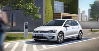 Электрокар Volkswagen e-Golf получил новые батареи