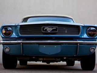 Первый в мире Ford Mustang вновь появился на авторынках США