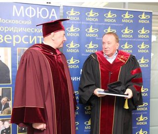 Фото: Александр Масляков стал «Почетным профессором», МФЮА