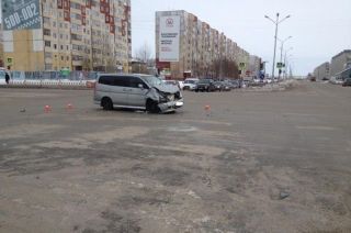 В Нижневартовске в ДТП пострадали четверо пассажиров маршрутки