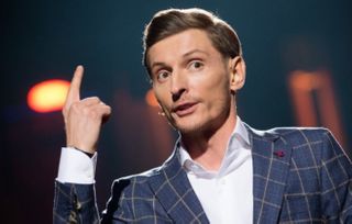 Павел Воля на сцене Comedy. Источник: bryansktoday.ru