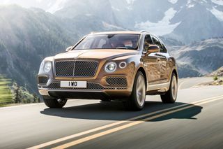 Bentley планирует создать гибридные версии всех своих моделей