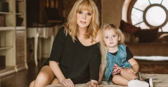 «Не приведи Господи»: Пугачёва опасается блогерской карьеры дочери Лизы
