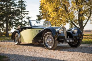 Уникальный Bugatti Type 57S 1937 года ушёл с молотка в США по рекордной цене