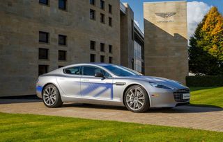 В модельной линейке Aston Martin появится электрокар