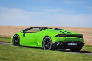 Представлен новый итальянский спорткар: Обзор Lamborghini LP610-4 Spyder Huracan 2016