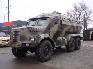 На базе грузовика «Урал» киевская компания «Reform» создала броневик «Годзилла»