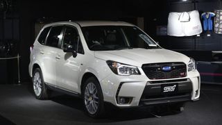 Subaru объявила рублёвые цены на Forester и Outback 2017