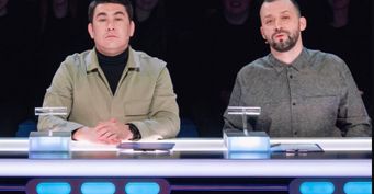 Белый топил Азамата: Руслана задело, что Мусагалиев может позволить себе выступать в шоу TALK на ТНТ без подготовки