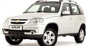 «Все отклеилось, вот качество сборки АвтоВАЗа»: На состояние Chevrolet Niva с 6 000 км пробега пожаловался владелец