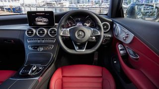 Появился новый представитель C-Class: Обзор Mercedes-Benz C200 Coupe