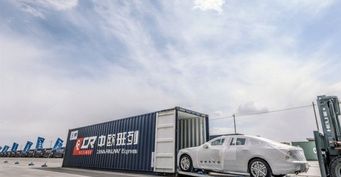 Volvo начала экспорт автомобилей из Китая в Европу через Россию