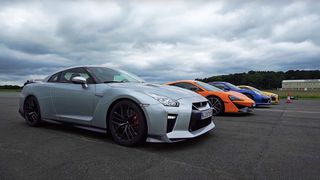 Top Gear сравнил Nissan GT-R, McLaren 570S, Porsche 911 и Audi R8 в дрэге